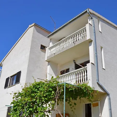 Karlo.1 Apartamento *